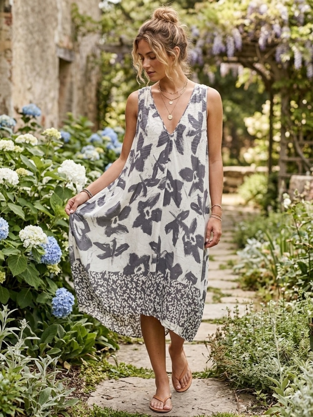 🤑 SALE   BIYA  by Johnny Was silk Floral Midi Dress in and Gray and Cream ( NWOT